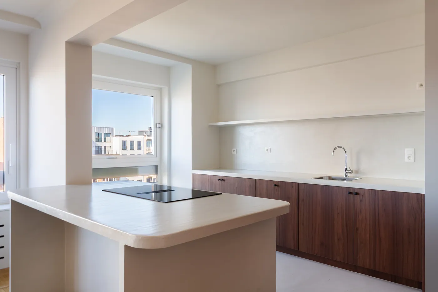 Volledig gerenoveerd 3-slpk appartement met terras en garage - foto 5