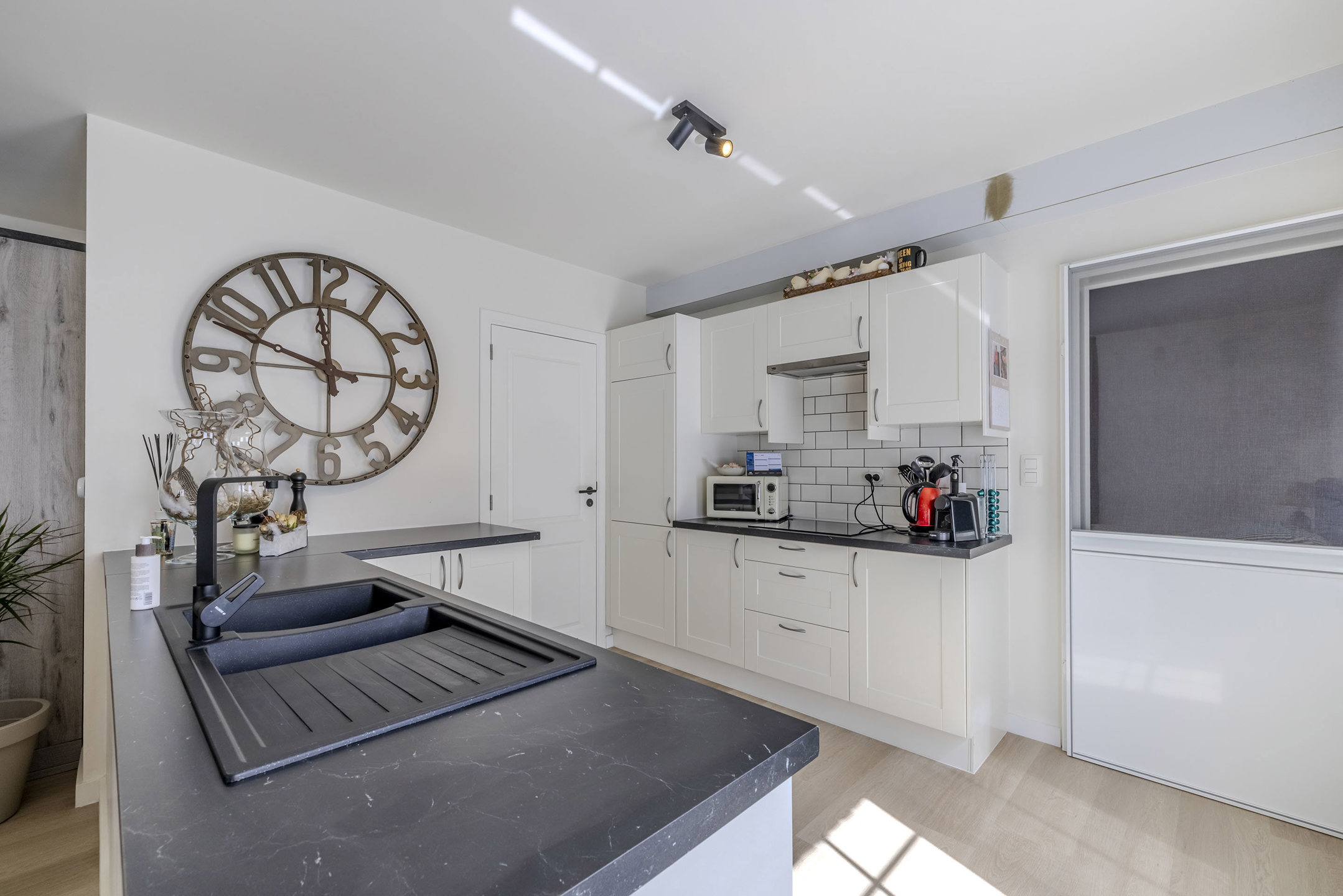 Instapklaar appartment met tuin &amp; staanplaats - foto 5
