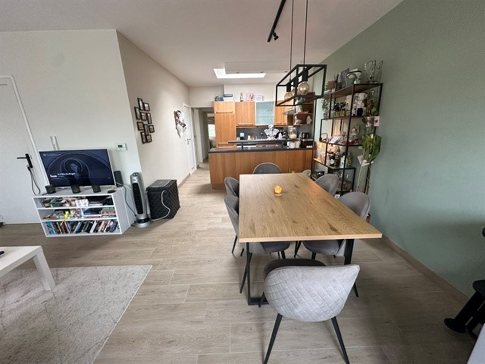 Appartement met 2 slaapkamers, vlakbij het centrum - foto 4