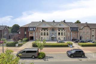 In het bruisende centrum van Merelbeke, vinden we dit appartementsgebouw "Maria Angela". Hier wordt een verhuurd duplex-appartement met 3...