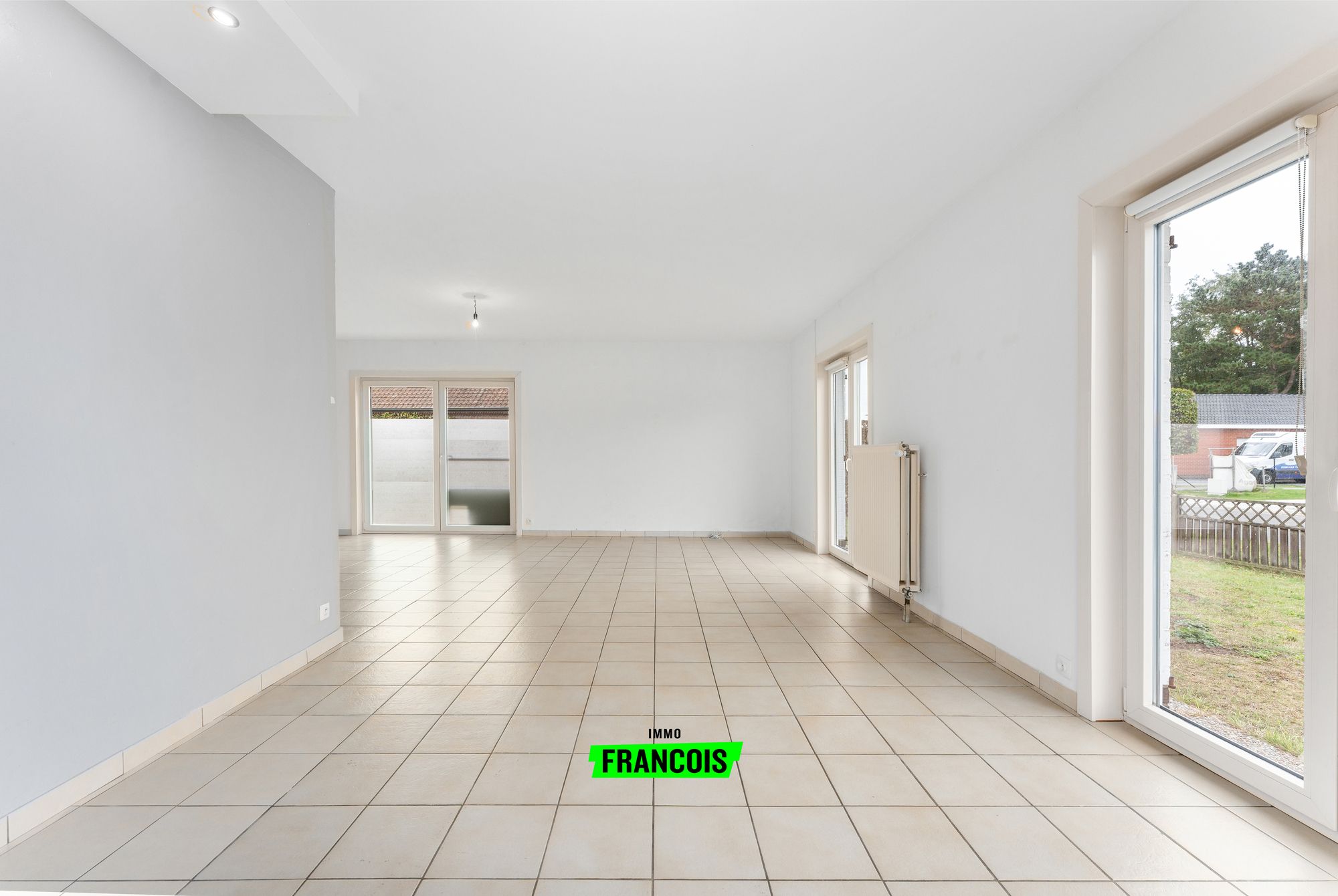 Ruime gelijkvloerse woning met 3 slaapkamers en mooie tuin te Bloemekenswijk, Maldegem - foto 5