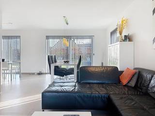 Le moyen le plus rapide pour visiter cette propriété ? Demandez votre visite via le bouton rouge de notre site Web (www.dewaele.com) et vous...