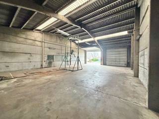 Commercial for rent in Moorslede