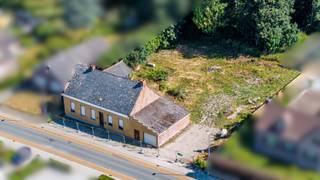 Er werd een goedgekeurde verkavelingsvergunning afgeleverd door de gemeente Gavere.LOT 1- perceel van ca. 749,61 m²- breedte perceel vooraan: 17,70...