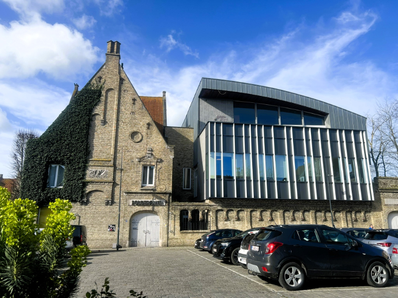 handels-/bureelruimte in centrum Diksmuide - foto 2