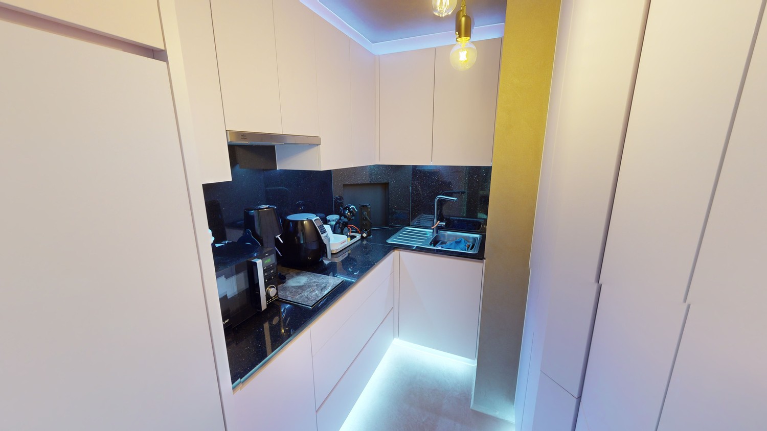 Ruim, gerenoveerd appartement met (hotel)diensten nabij Gent te koop! - foto 5