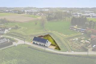 Op zoek naar rust, ruimte en comfort op een topligging? Ontdek deze prachtig gerenoveerde fermette aan de voet van het Muziekbos. De woning werd...