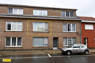 Dit charmant appartement in het hart van Westmalle biedt een comfortabele en praktische woonervaring. Met een bewoonbare oppervlakte van 67m²,...
