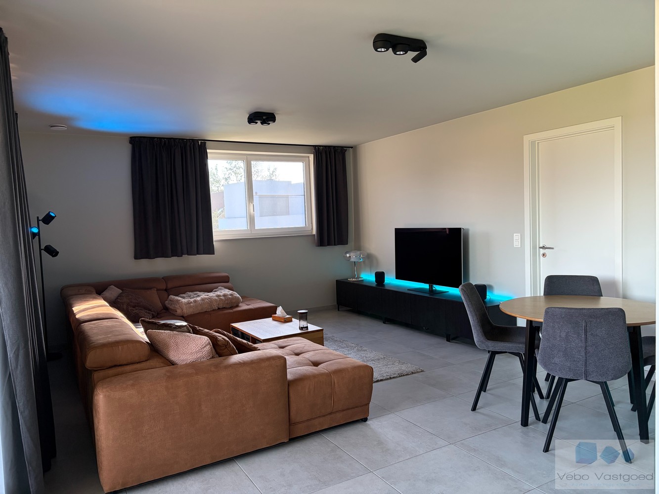 Recent appartement - 2 slpks - 2 staanplaatsen - foto 4