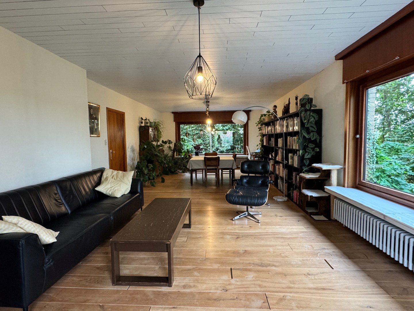 Landelijk gelegen woning met bijgebouwen op 3.850 m². - foto 4