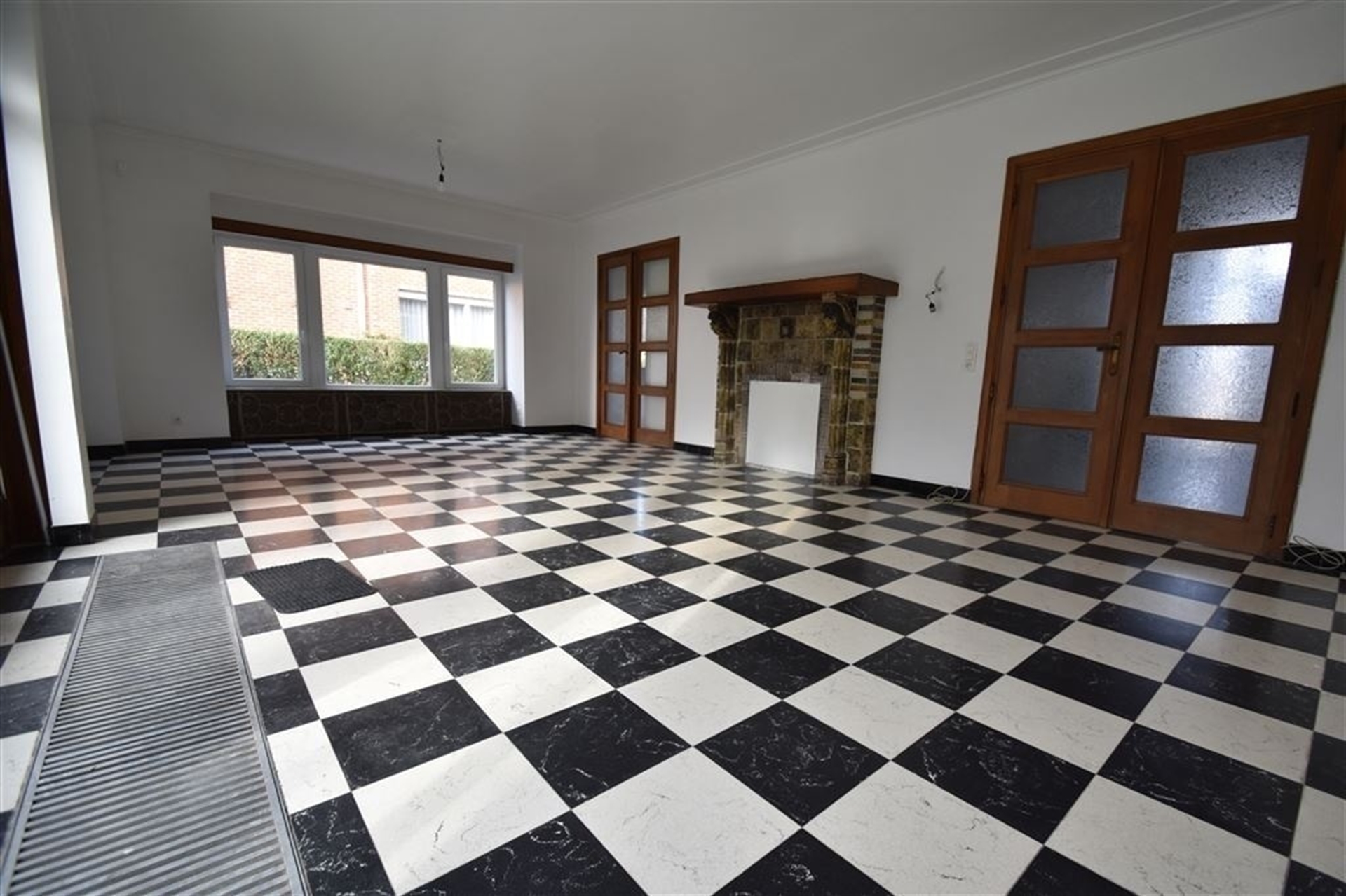 Villa met 5 slaapkamers en ruime tuin gelegen in een rustige buurt - foto 5