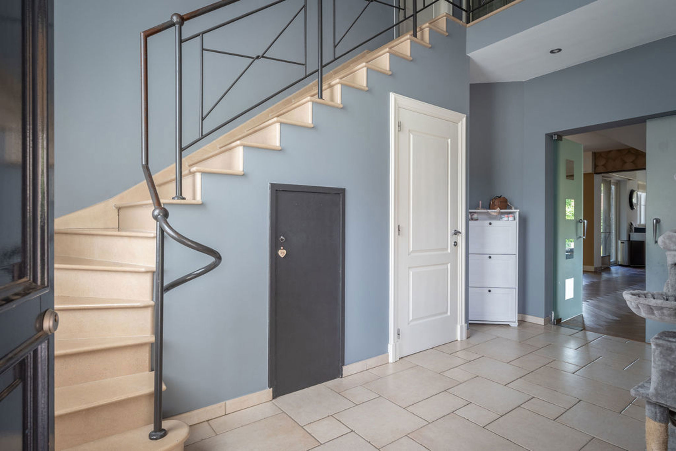 Riante villa ca. 428m2, 5 slk, 2 badk, garage, carport, ... - foto 4