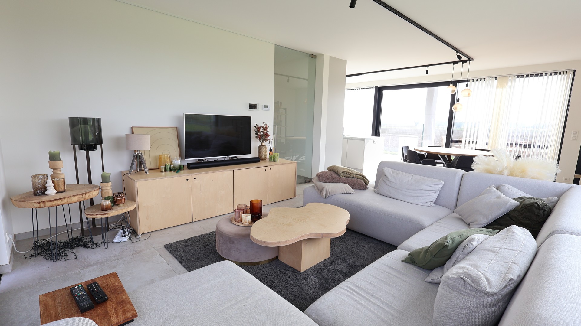 Moderne nieuwbouwwoning met 4 slaapkamers - foto 3