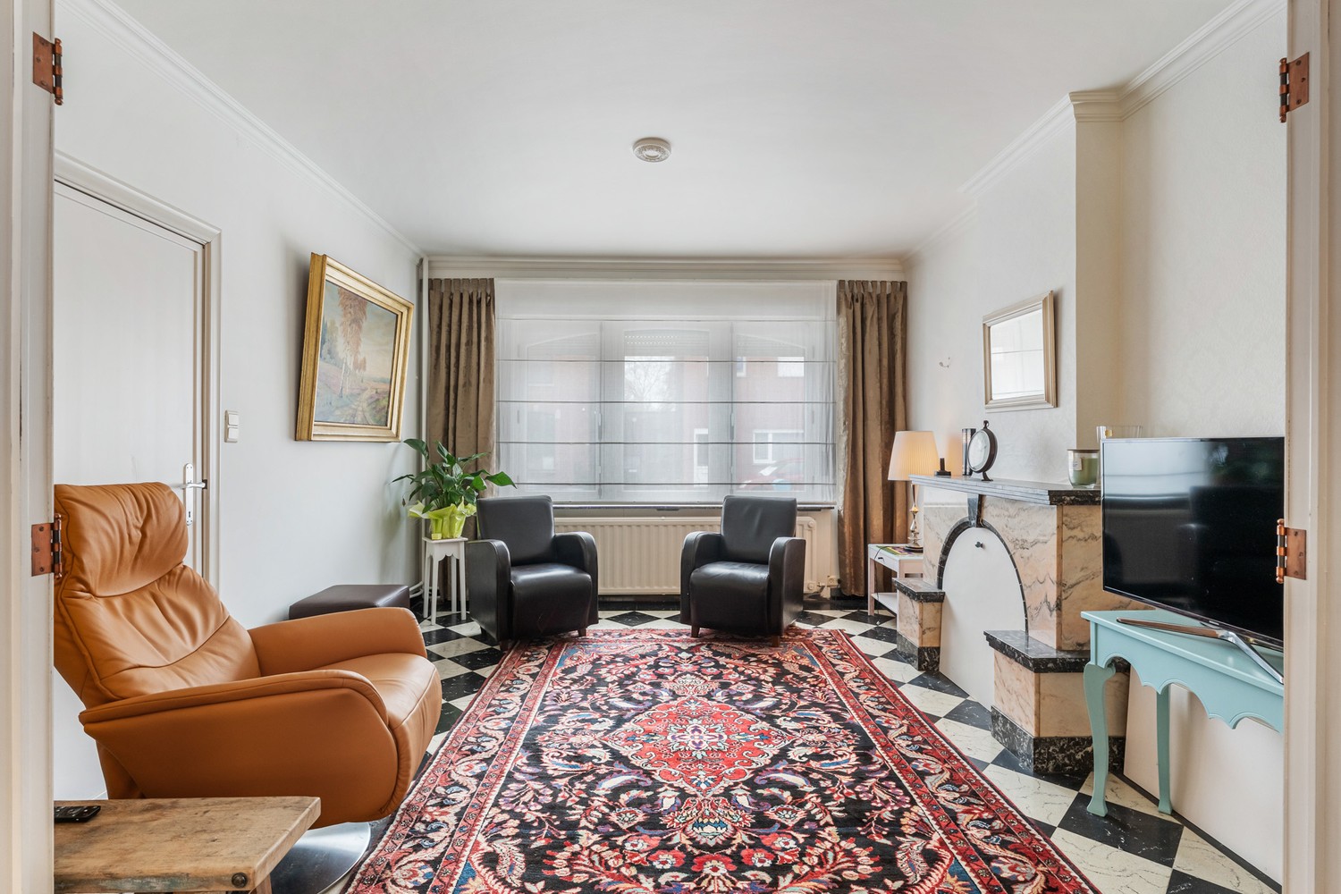 Goed gelegen en vrijstaande woning met 2 slaapkamers, uitbreidingsmogelijkheden onder het dak en een oprit met een garage op een perceel van 9a 96ca grenzend aan en met de tuin deels gelegen in agrarisch gebied! - photo 5