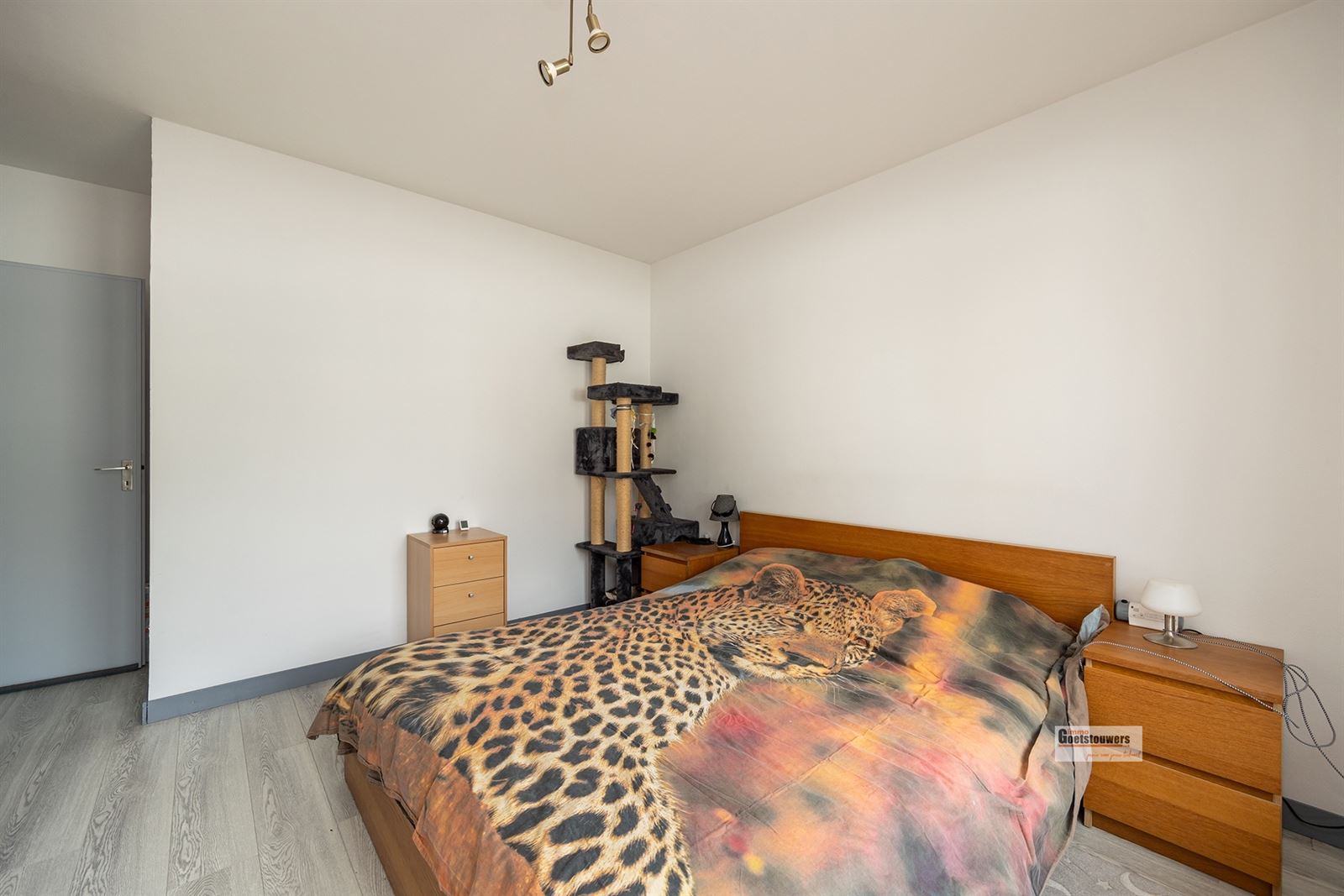 Gelijkvloersappartement met terras en garage - foto 4