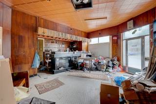 This commercial property is located in an excellent location on the Veemarkt in Lier. The location is centrally located near the center of Lier...