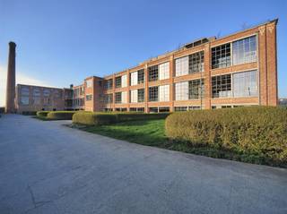 DISCOVERY DAY: zaterdag 24/1 tussen 10u en 12u. (Enkel op afspraak)www.doorniksesteenweg151-120.be Op een unieke en karaktervolle locatie in Avelgem,...