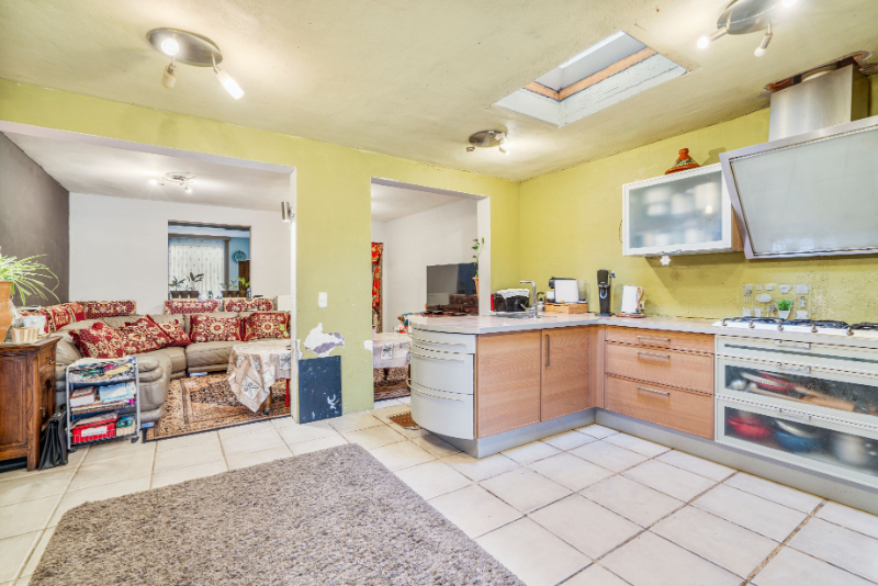 Woning voor grote gezinnen (6 slpks & 2 badkamers) - foto 4