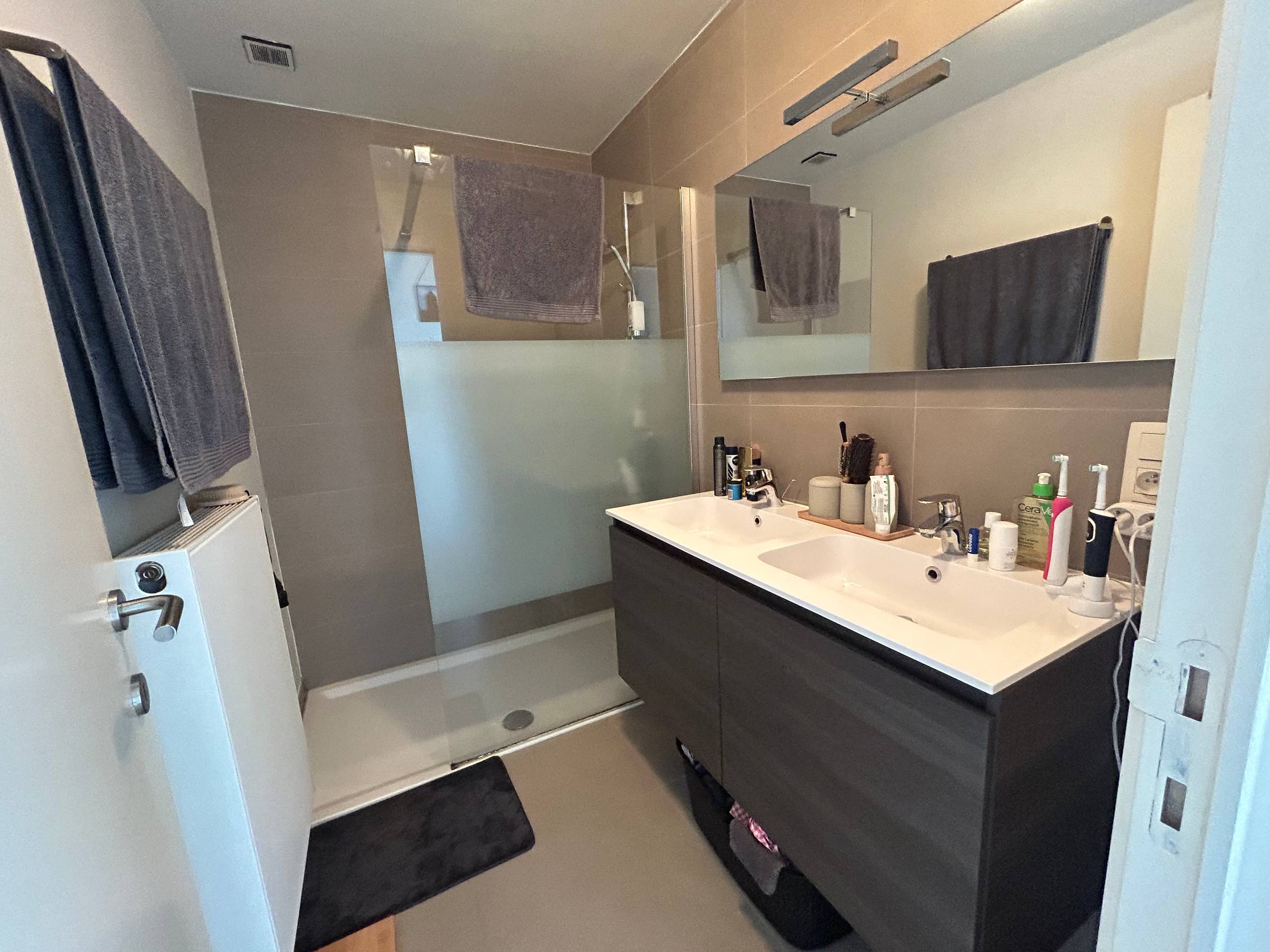 Instapklare appartement, garage mogelijk, centrum GELUWE! - foto 4