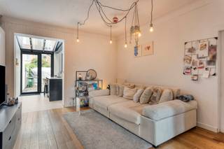 Instapklare, volledig gerenoveerde woning in de geliefde Gevaertwijk te MortselDeze instapklare woning is gelegen in de gegeerde Gevaertwijk,...