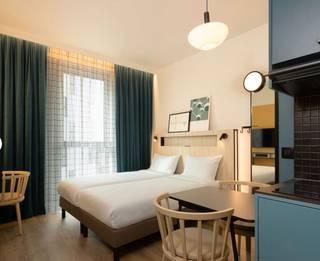 Bent u op zoek naar een zorgeloze investering met gegarandeerd rendement? Dan is deze hotelkamer in Machelen precies wat u zoekt!📍 Topligging:...