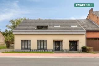 Cet immeuble d'investissement parfaitement situé est situé à Zelemsebaan 109 à Meldert (Lummen), idéal pour les investisseurs, les indépendants ou...