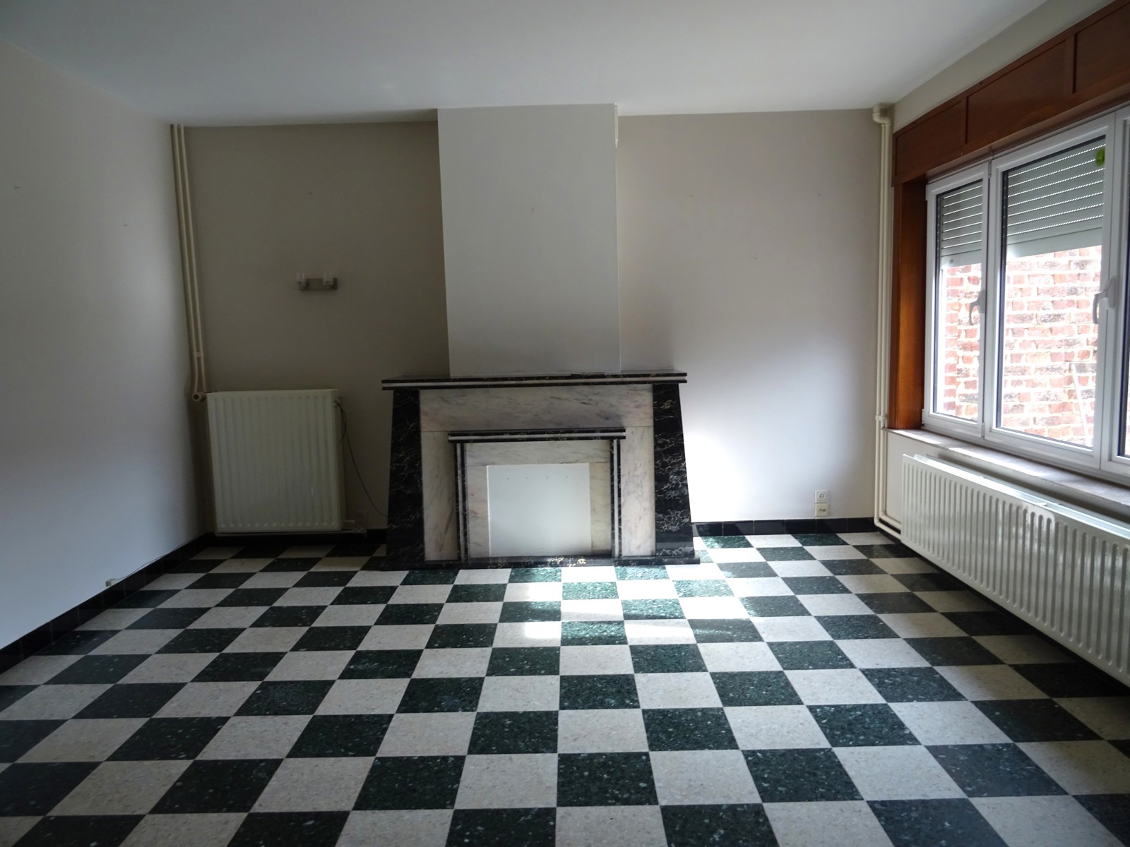 Rustig gelegen woning met 3 slaapkamers, tuin en garage - foto 2