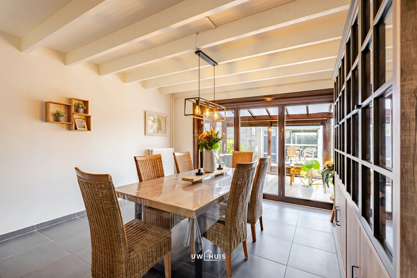 GERENOVEERDE BUNGALOW OP TOPLOCATIE - foto 5