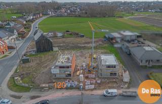 OORDEGEM - Deze prachtige nieuwbouwwoning (halfopen) kunt u vinden in een deelgemeente van Lede.De woning beschikt over een zeer vlotte...