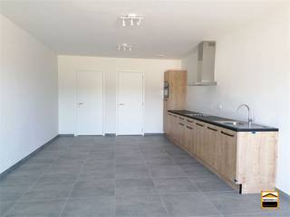 Recent appartement met 2 slaapkamers , aangenaam terras, ruime autostaanplaatsen kelderberging in het centrum van Borgloon. Dit moderne appartement...