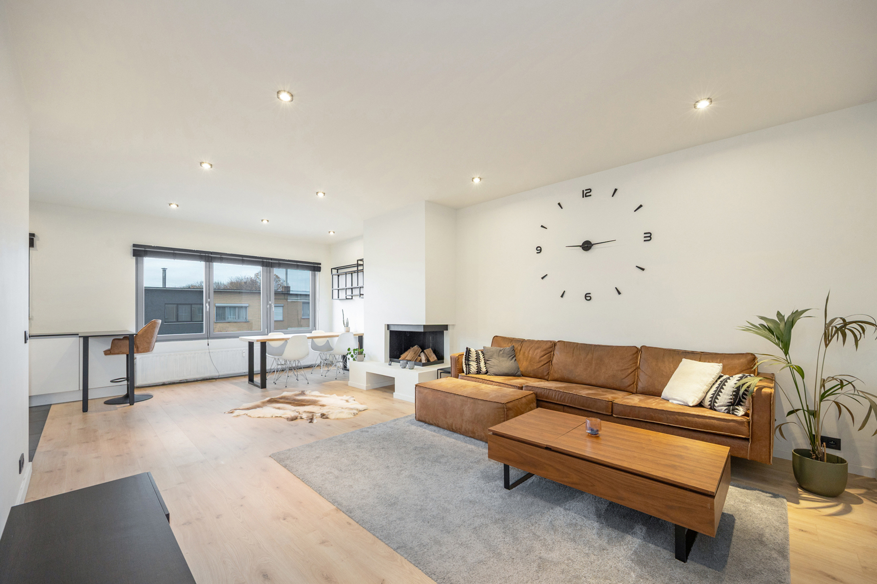 Modern 2-slaapkamer appartement met garage en terras - foto 1