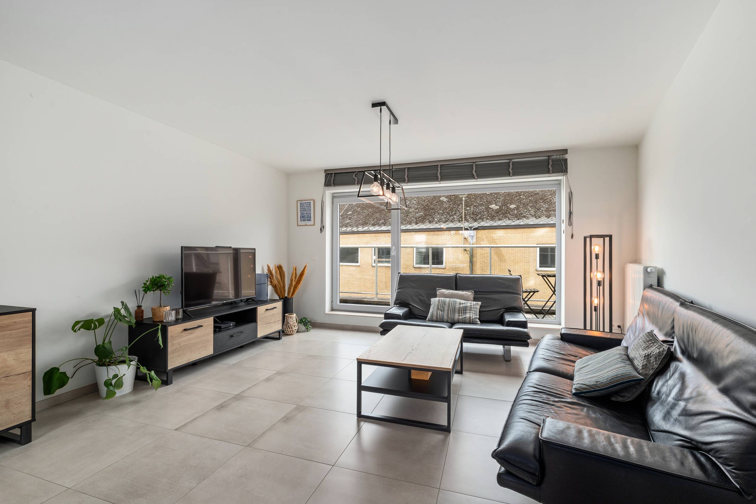 Appartement met garage, kelder en zonnig terras - foto 4
