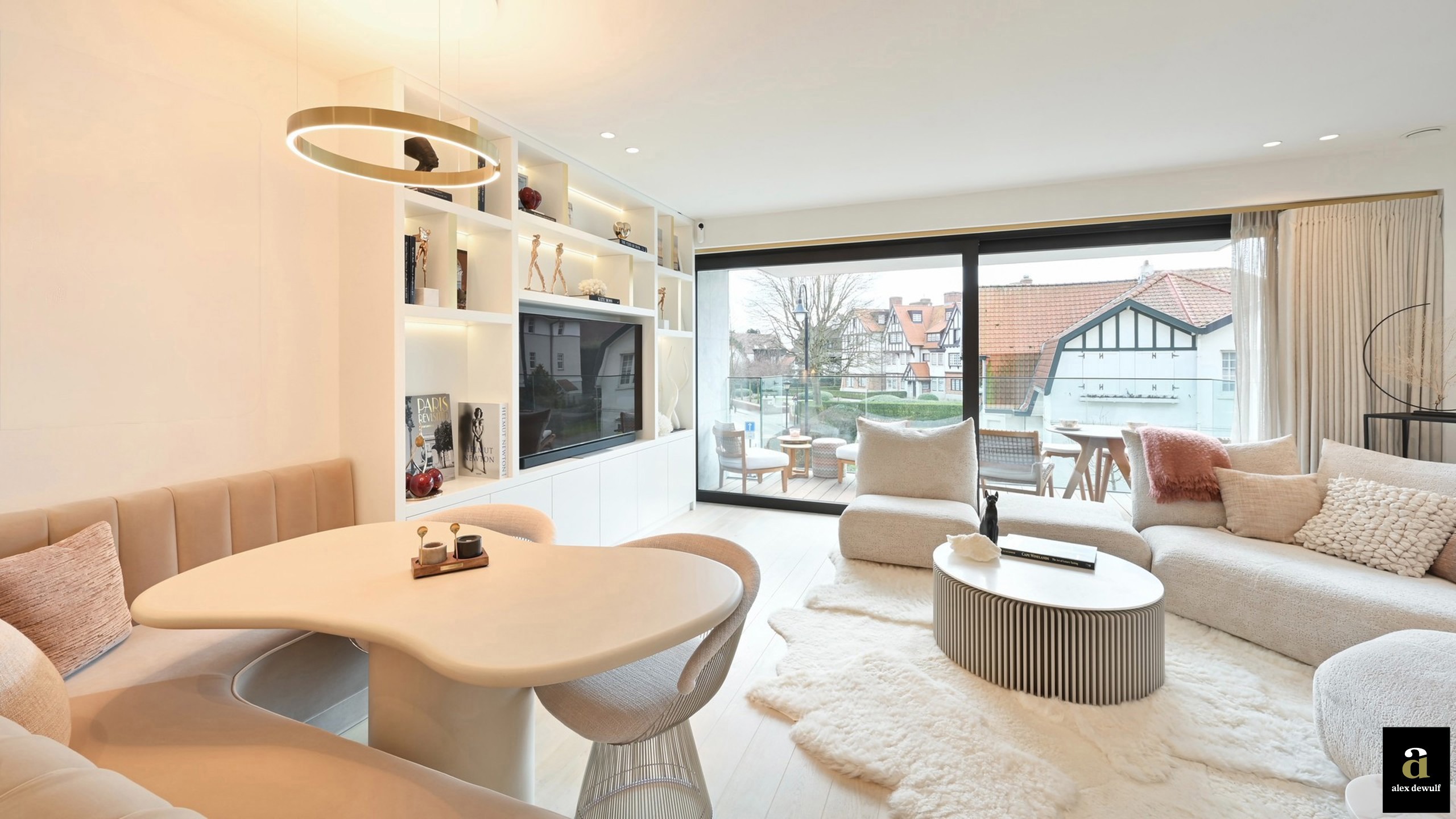 Subliem appartement met zonneterras, genietend van prachtige open zichten op het groen en de villa's van het Zoute. - foto 4