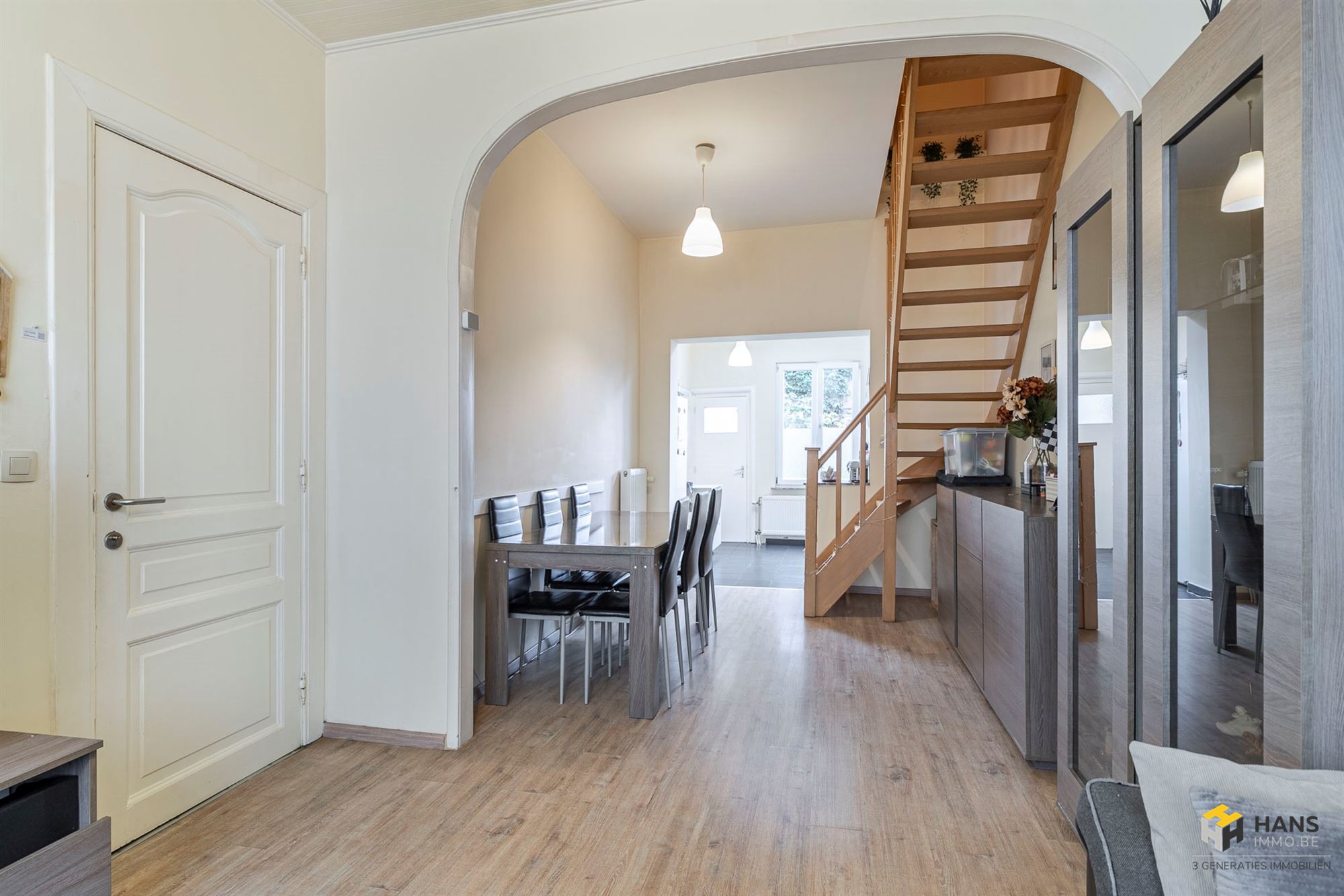 Opbrengsteigendom (148 m²) bestaande uit 2 wooneenheden in Mortsel. - foto 4