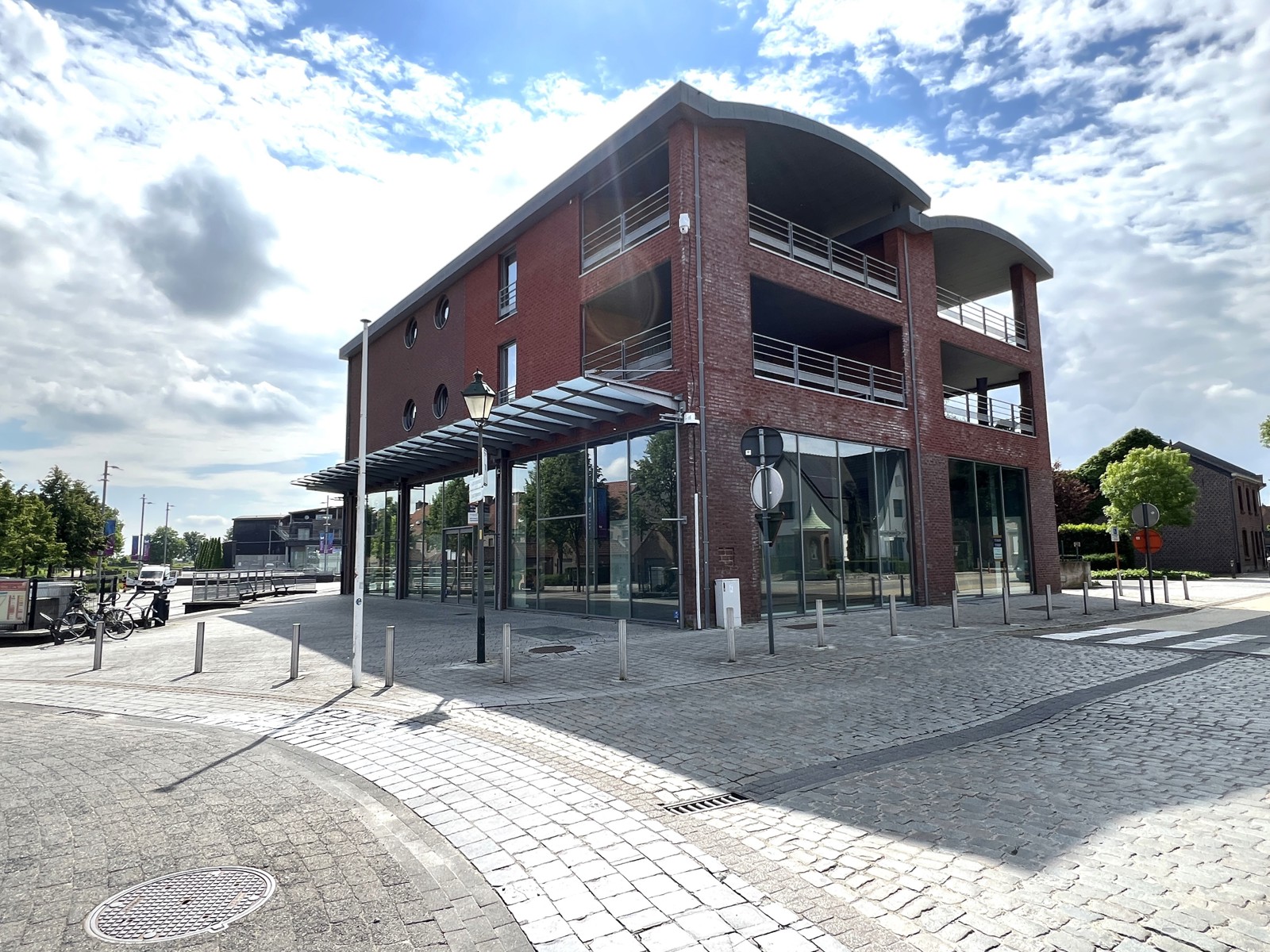 Commercieel te huur in Maaseik - foto 4