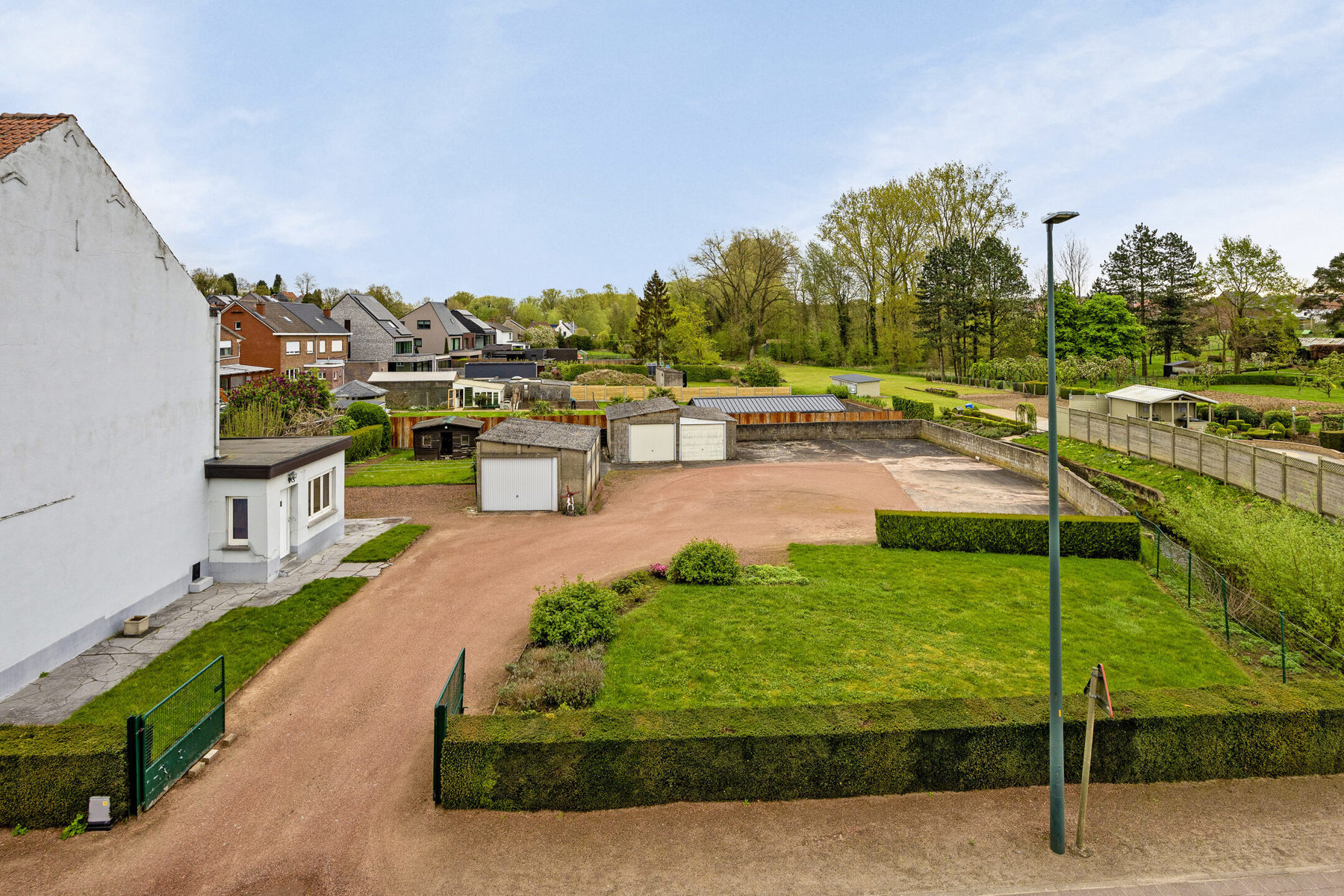 Bouwgrond van 9 are 90 ca in centrum van Vossem. Toplocatie - foto 1