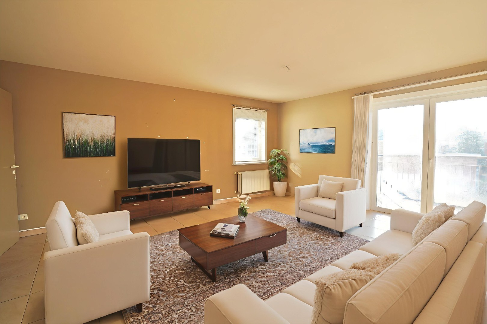 Instapklaar appartement met 3 slaapkamers! - foto 2