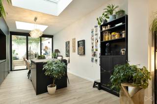 In de populaire Jozef Pierrestraat in Kessel-Lo, op wandelafstand van het station van Leuven, Hal 5 en tal van voorzieningen, bevindt zich...