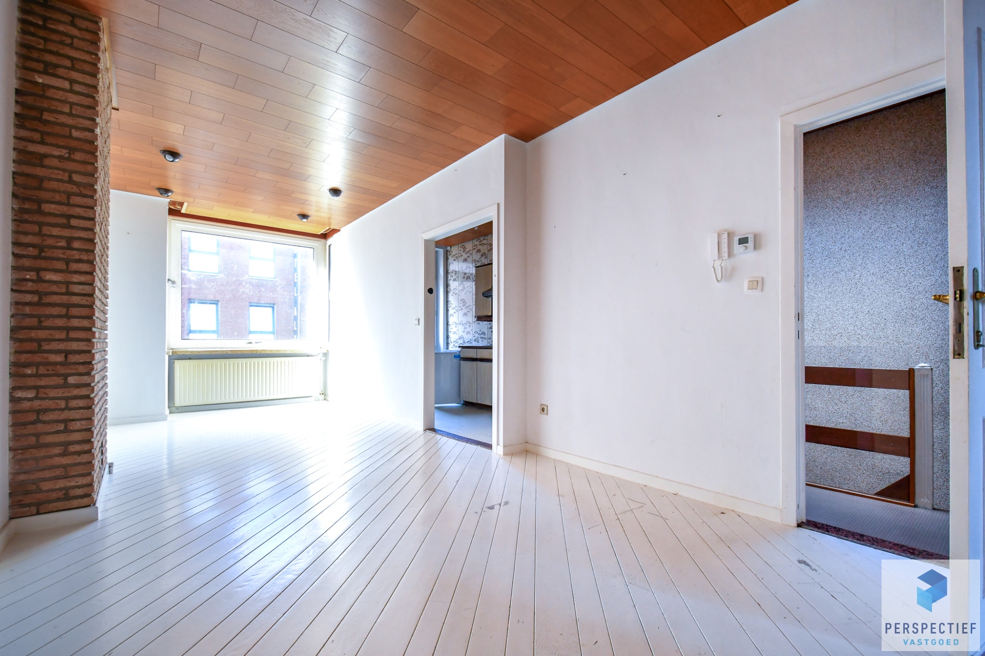 te renoveren opbrengsteigendom bestaande uit drie appartementen - foto 2