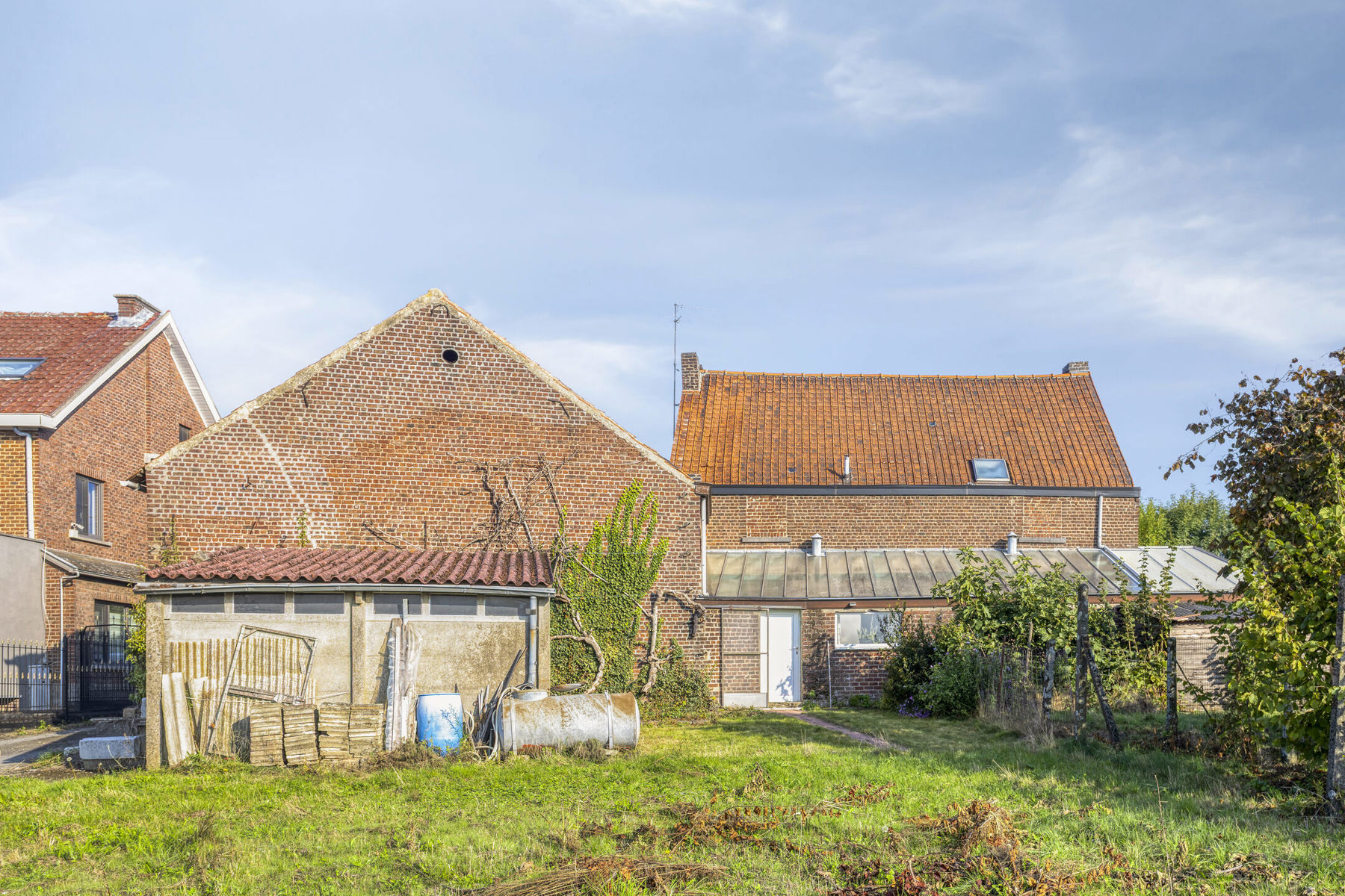 House for sale in Sint-Pieters-Leeuw with 2 bedrooms - photo 3