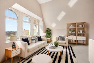 - Excellent location on the market square of Beselare (Beselarestraat 332 bus 3.1, apartment 10)- New build apartment on the 3rd floor (elevator...