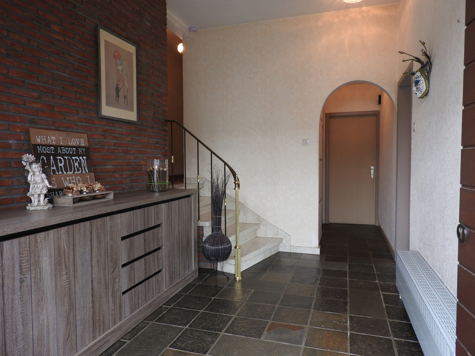 Charmante woning op een ruim perceel van 27,5m breed. - foto 3