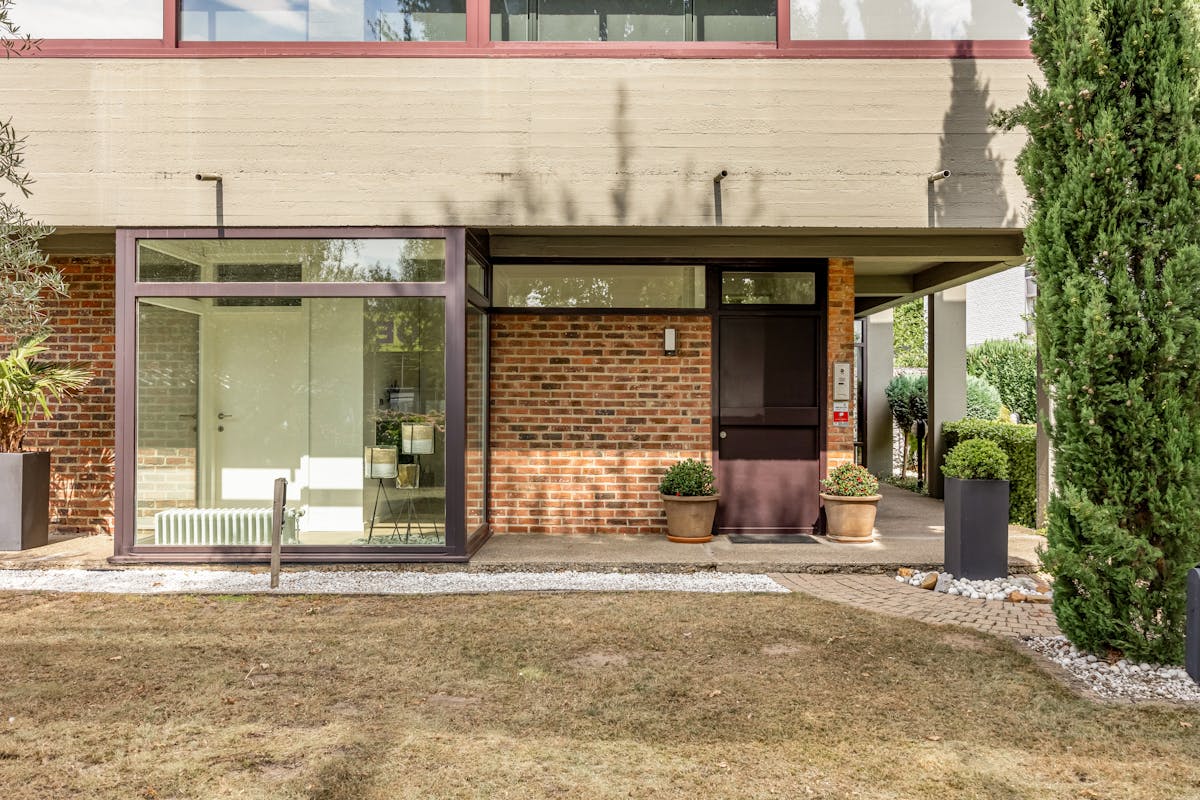 Uitzonderlijke villa met praktijk op toplocatie in Hasselt - foto 4