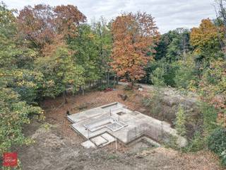 Prachtig gelegen bouwgrond met bestaande kelder temidden het groen van Bellegembos. De aanwezig kelderruimte (bouwkost ca 300.000€) is...