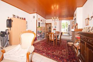 Perfect gelegen woning net buiten de Stadsvesten in een rustige en verkeersarme straat. Op enkele minuten wandelen van Grote Markt en...