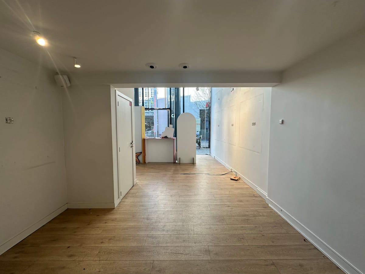 Handelspand van ca. 140 m² op topligging in centrum Hasselt met grote vitrine - foto 5