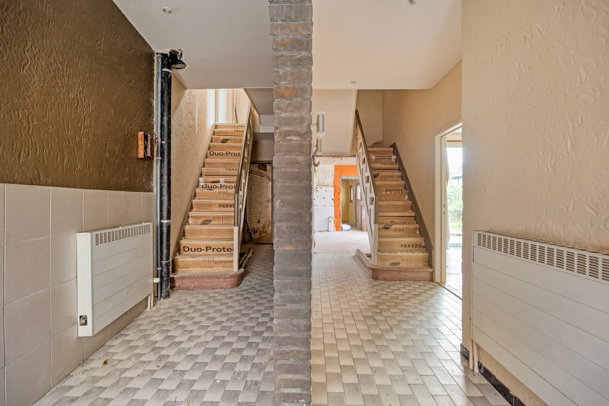Maison unique à rénover dans un endroit calme à Gand - photo 2