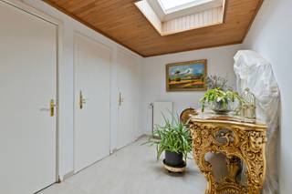 Deze gezinswoning is gelegen in de Opdorpstraat te Malderen (Londerzeel), op een gunstige locatie nabij openbaar vervoer, winkels en scholen.De...