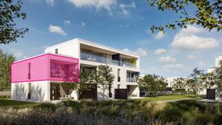 <p>Elke zondag welkom op ons kantoor van 10u-12u voor meer info over de nieuwbouwprojecten!<br /><br />Dit energiezuinig project wordt gebouwd op een woonerf verdeeld over 8 kleinschalige blokken omgeven door voldoende parking en veel groen!<br /><br />Enkel in 2024 nog mogelijk : aankoop onder 6% BTW! (<em>indien men voldoet aan de voorwaarden en op het gerealiseerde gedeelte</em>)</p>
<p>Het Project Corcela bevindt zich in het centrum van Koersel en bestaat in totaliteit uit 61 appartementen.<br />De appartementen zijn quasi energieneutraal (BEN-LABEL) wat staat voor een E-peil van 10 = 5 jaar vrijstelling van het KI!<br />Deze unieke woonappartementen zijn voorhanden in 1-2 of 3-slaapkamer-appartementen, hebben elk een praktische indeling en zijn bereikbaar via een lift!<br /><br />Woonerf Corcela wordt duurzaam opgericht; men woont hier in een groene oase voorzien van luxe, comfort en voldoende privacy.<br /><br />Het woonerf beschikt over ondergrondse standplaatsen en ruime bergingen. Ook bovengronds is er meer dan voldoende parking aanwezig.<br />Er zijn gemeenschappelijke fietsenstallingen en men kan individuele laadpalen laten instaleren.<br />Prijzen zijn exclusief ondergrondse parkeerplaats en kelderberging.</p>
<p>Wil je heerlijk wonen, even weg van de drukke wereld maar met alle voorzieningen toch vlakbij?<br />Woonerf Corcelia heeft het allemaal!<br /><br /><span>Kom op zondagen tussen 10u en 12u langs in het verkoopkantoor ter plaatse en bekijk de prachtige maquette!</span><span> </span></p>
<p><span>Voor meer info of een afspraak, contacteer ons op 078/78.78.70 of steeds welkom op ons kantoor gelegen te Meylandtlaan 115, Heusden-Zolder.</span><span> </span></p>