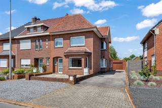 Gezellige woning met 3 slaapkamer en ruime tuin in Beringen Centrum. Belangrijkste troeven:- Centrale ligging- 3 Slaapkamers- Mooi onderhouden- Ruime...